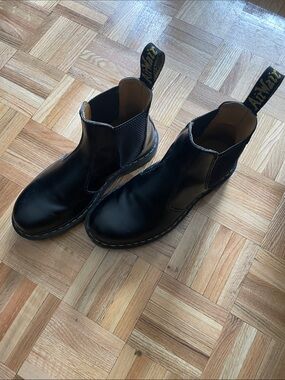 Dr. Martens Black Leather Chukka Boots
